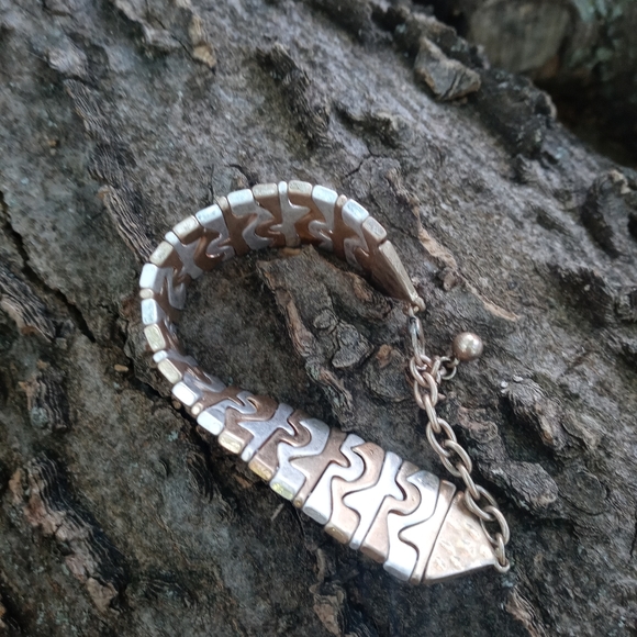 Genius ⚪ Bracelet 🗿 Tone 🍂🍁☀ - Picture 2 of 9